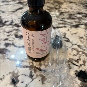 Josie Maran Argan Oil Light with Pink Label